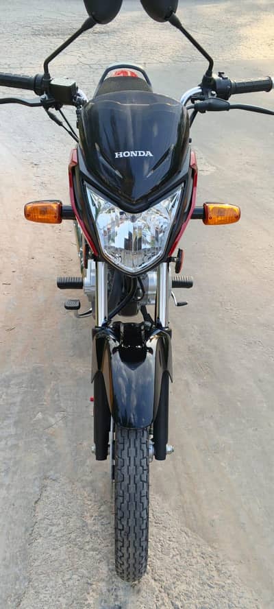 Honda CB 125F 2025 Model | Total Genuine | Excellent Condition
