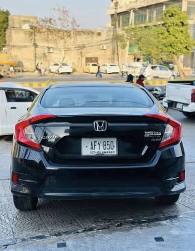 Honda Civic Oriel 2017