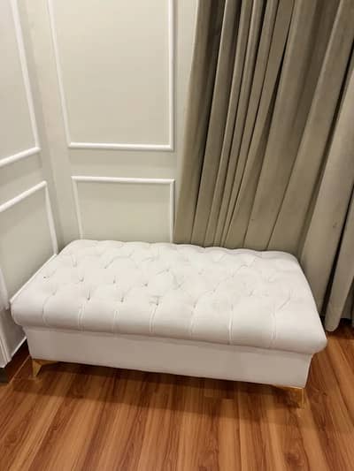 Furniture set