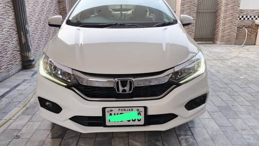 Honda City Aspire 2022 Full option Total Genuine Scratchless condition