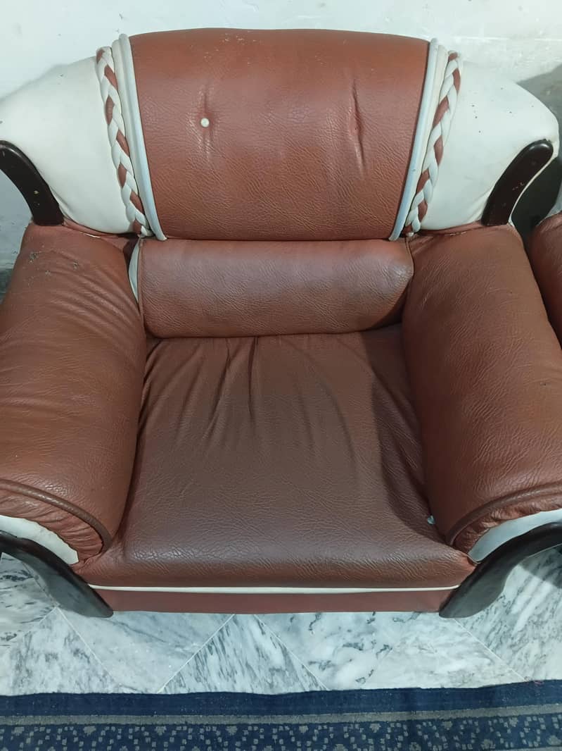 2 Sofa's in used 3