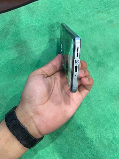 One Plus Ace 2 nord 5