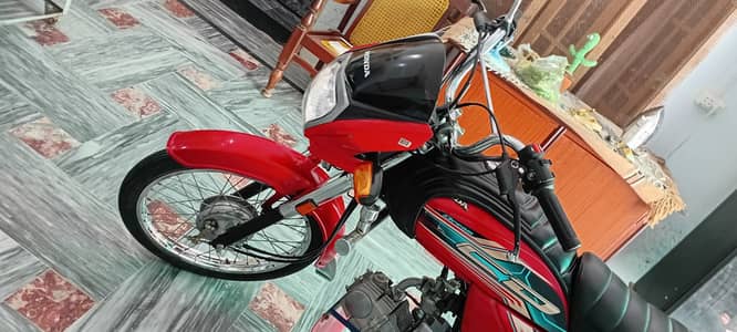 Mint Condition Honda CD 70 Dream 2022 - Just Buy & Drive,