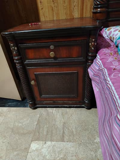king bed side table Dresing with mattes