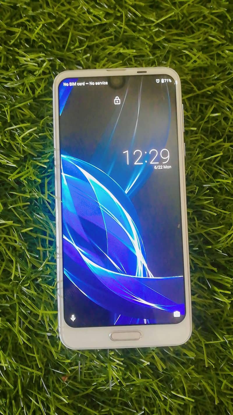 Sharp Aquos R2 0
