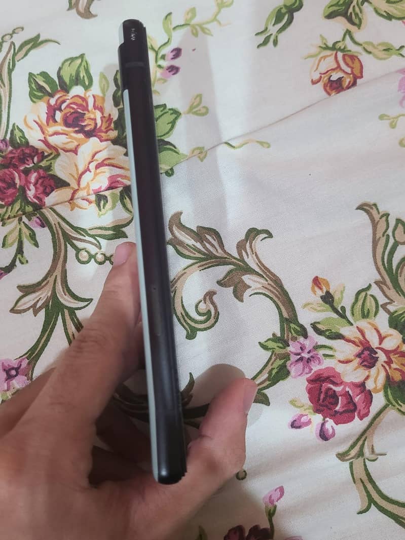 Google Pixel 6a 3