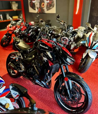 Kawasaki Z1000 Replica 400cc