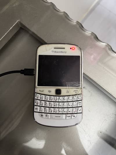 BlackBerry Bold 4 9900