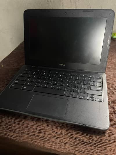 Dell Chromebook  4Gb ram 32 gb storage