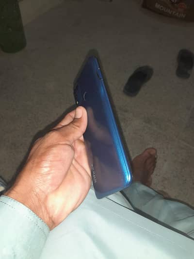 Infinix Hot 11