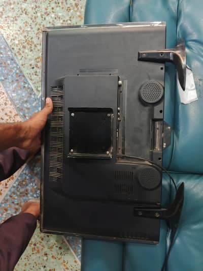 Brand Samsung used LCD tv but very good condition