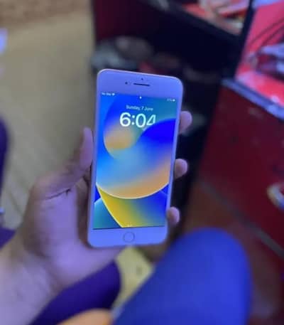 Apple iPhone 8 Plus  PTa official 64 gb=03294045630