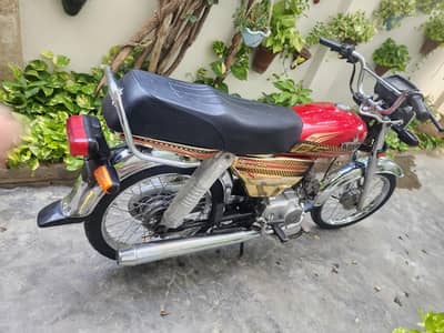 unique bike gold edition 10/9 condition