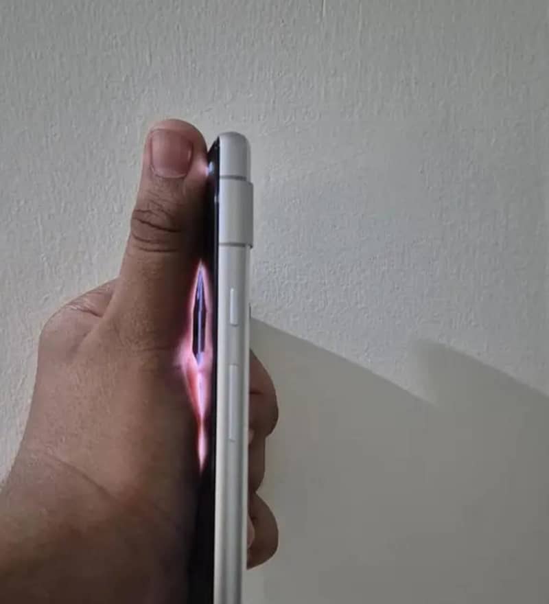 Google Pixel 7a 2