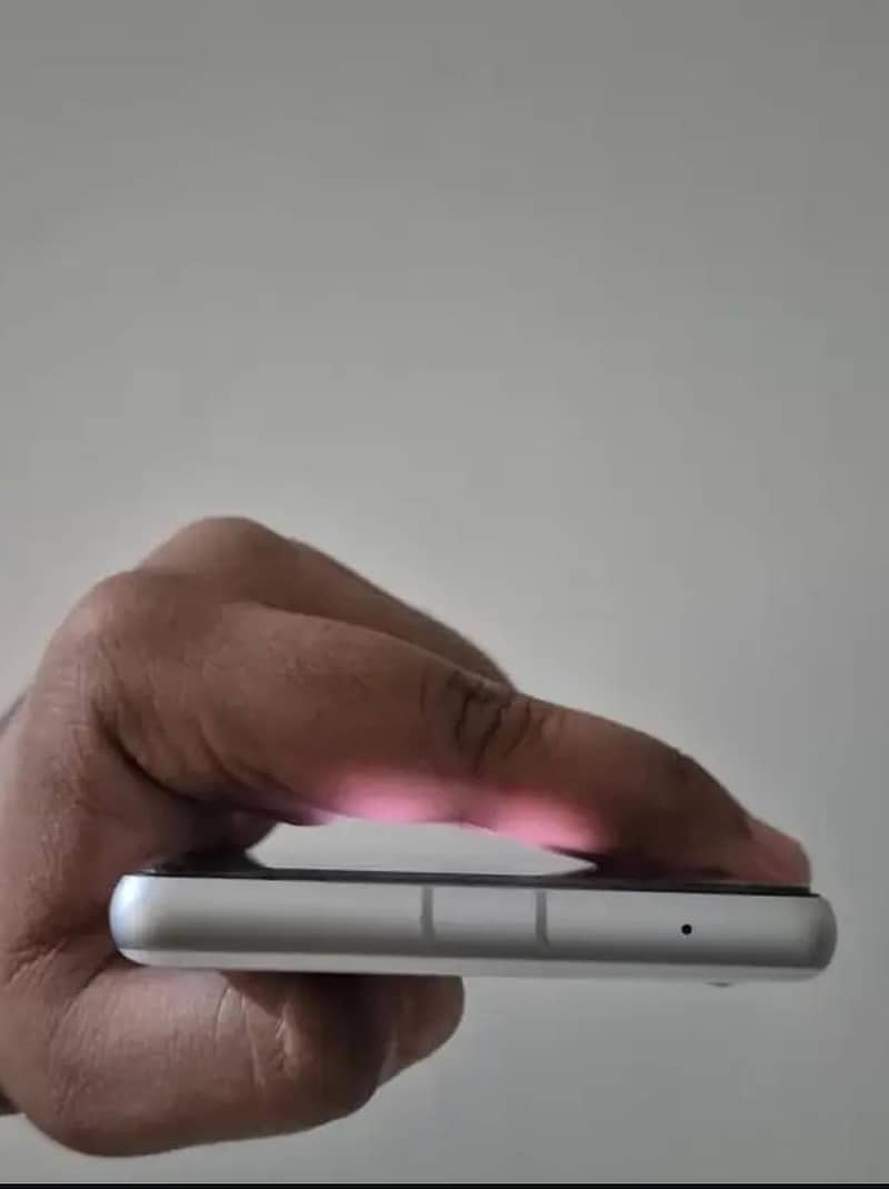 Google Pixel 7a 5