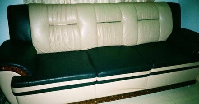 3 seeter sofa 3