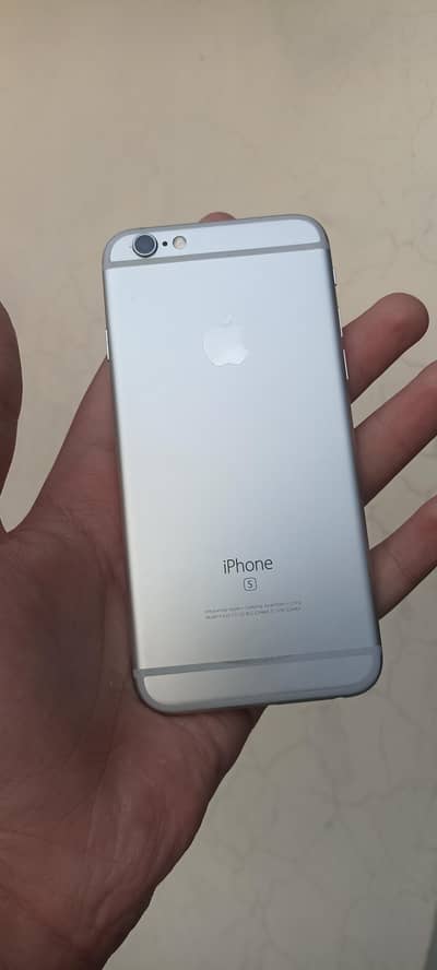 Apple iPhone 6S available at cheap prize