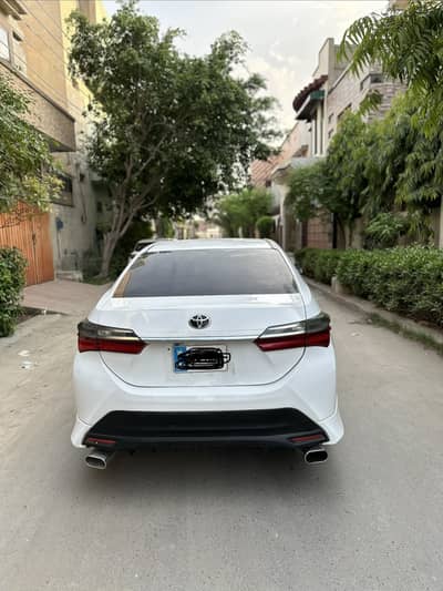 Toyota Corolla Altis 2015