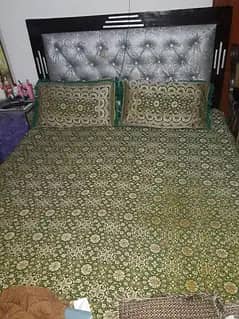 double bed for sale 10/10 condition. just like new. no side table matr