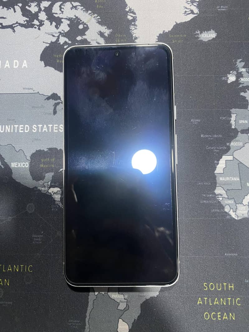 Google Pixel 8 6