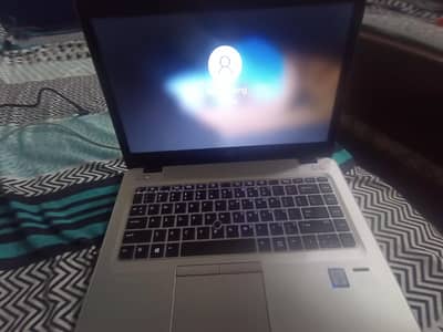hp elitebook core i5 7 gen,256gb SSD and 8 GB ram ddr4 4gb