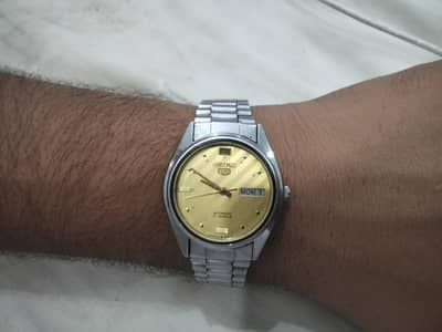 original vintage Seiko 5 Automatic watch