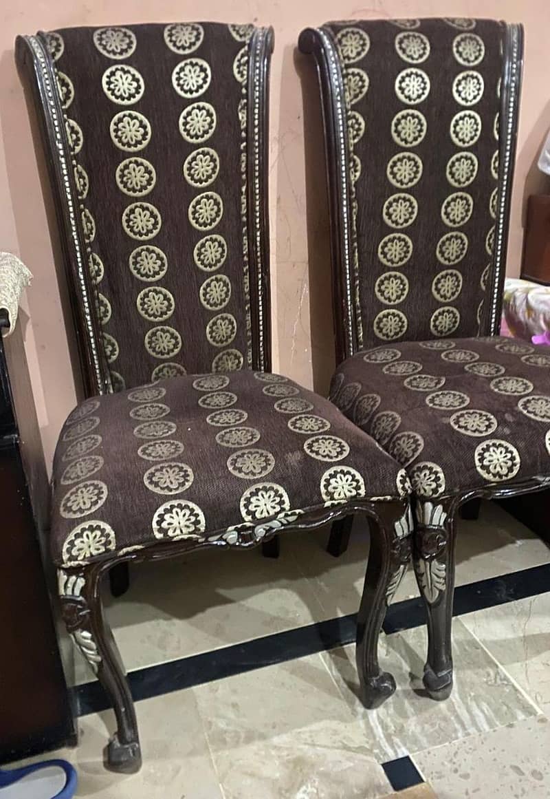 Chenotti Dining Table 2
