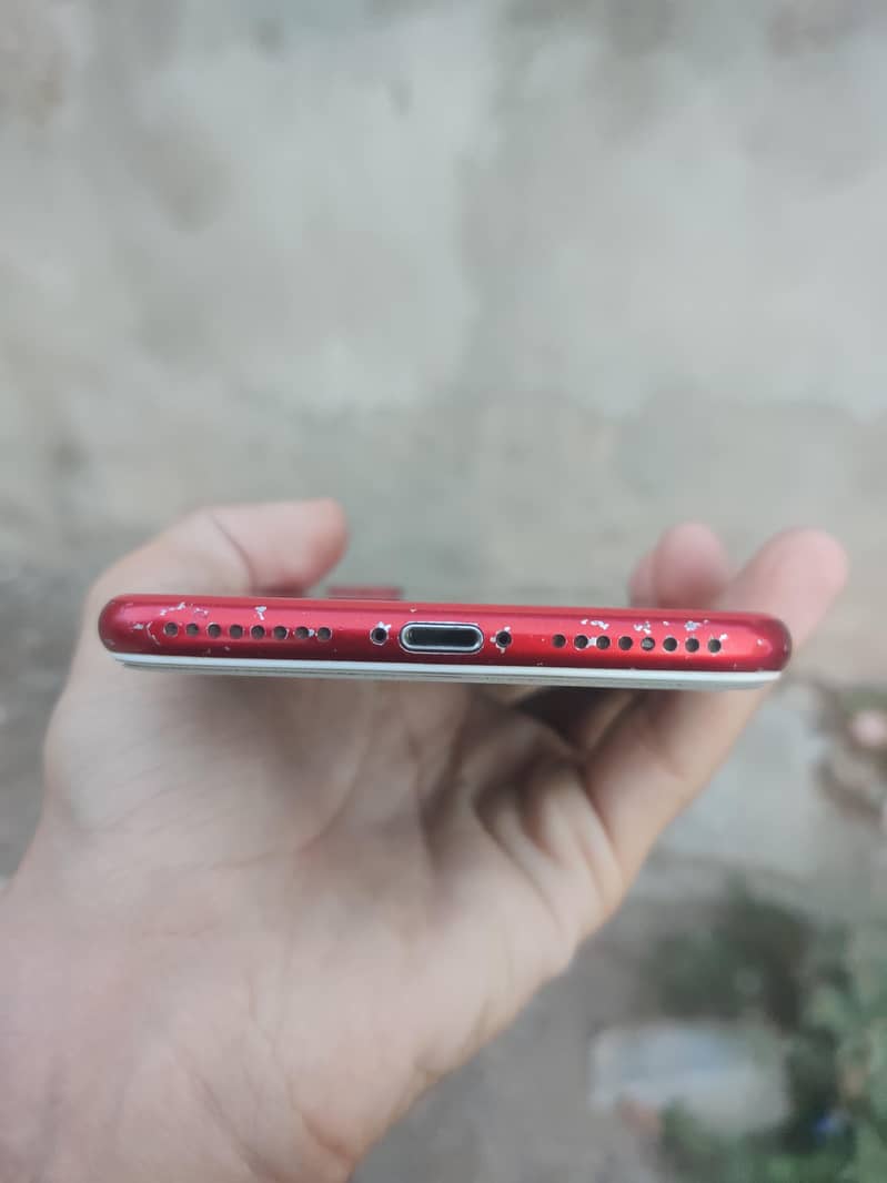 Apple iPhone 7 Plus 1