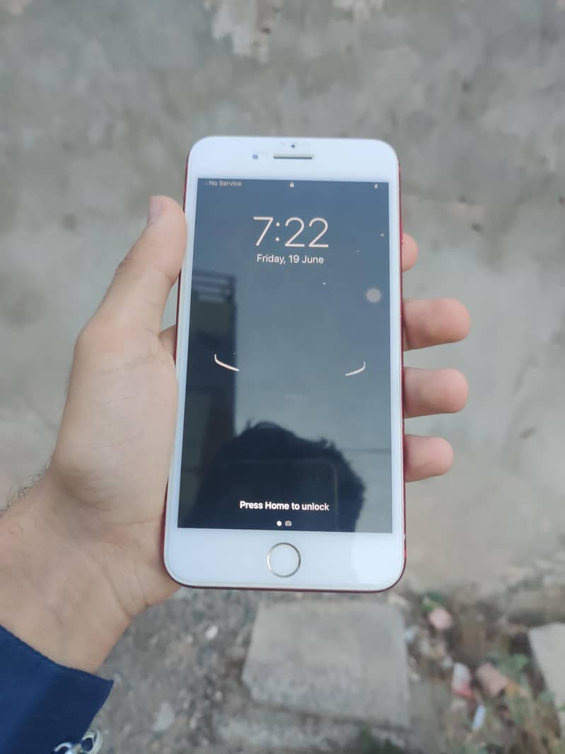 Apple iPhone 7 Plus 2