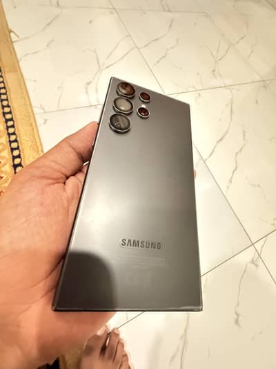 Samsung S24 Ultra With Box (TRA / UAE)