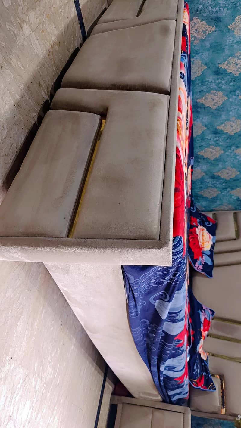 king size bed 3