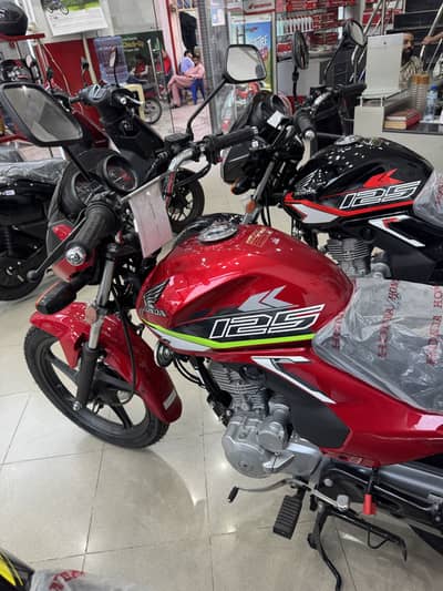 Honda CB 125F