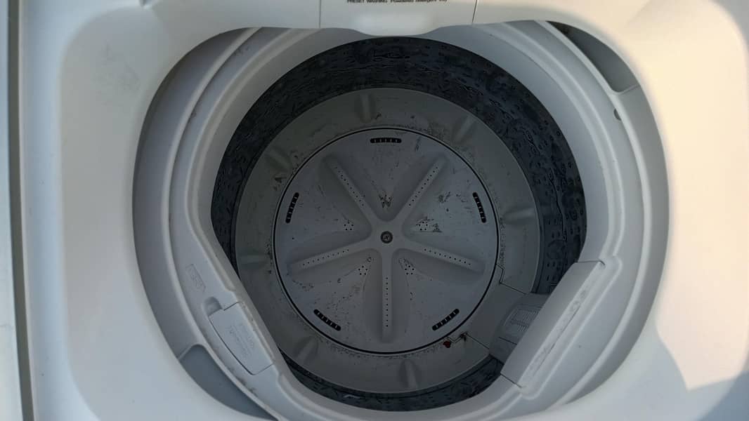 Automatic washing machine 5