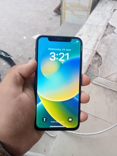 Apple iPhone X factory unlocked camera lush condition 10/9