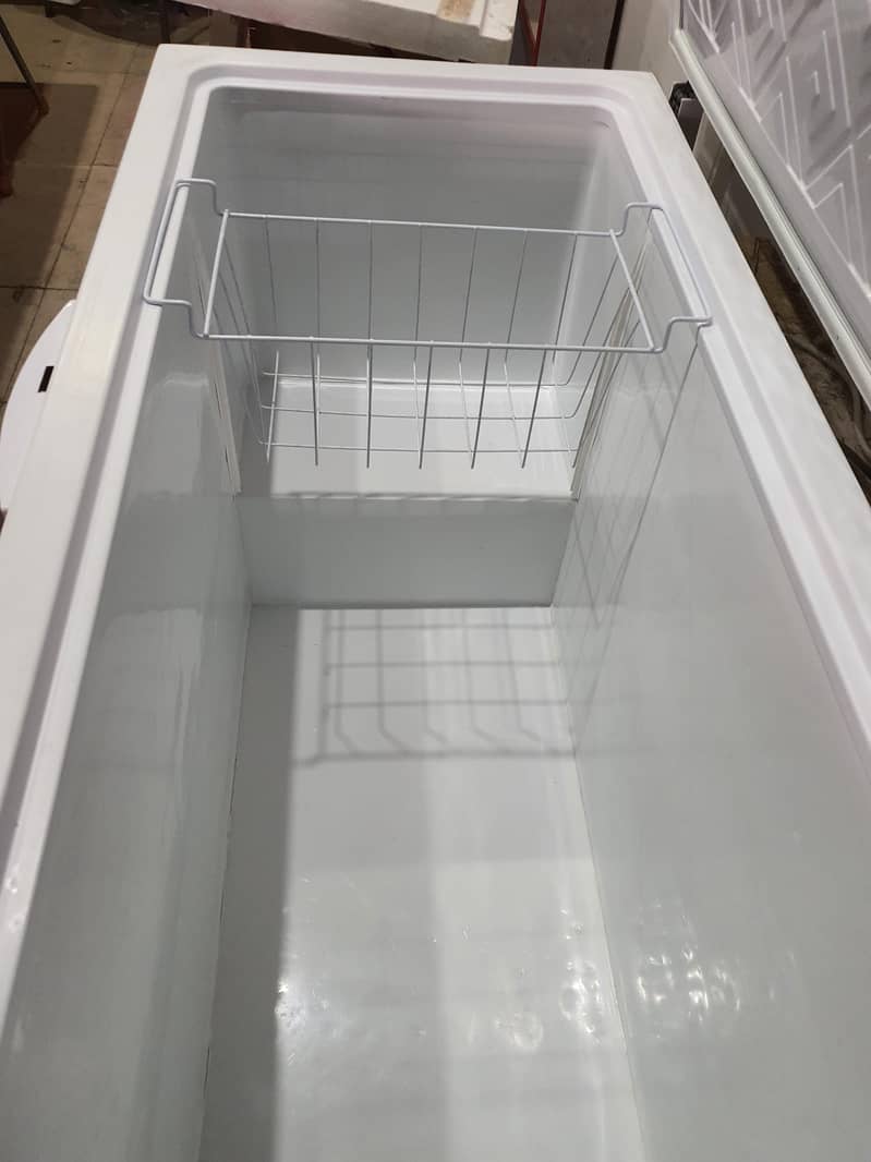 waves deep freezer 5