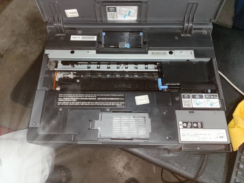 Epson printer L8050 6