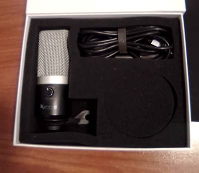 Fifine K670 USB Condenser Microphone — Complete Box — Like New
