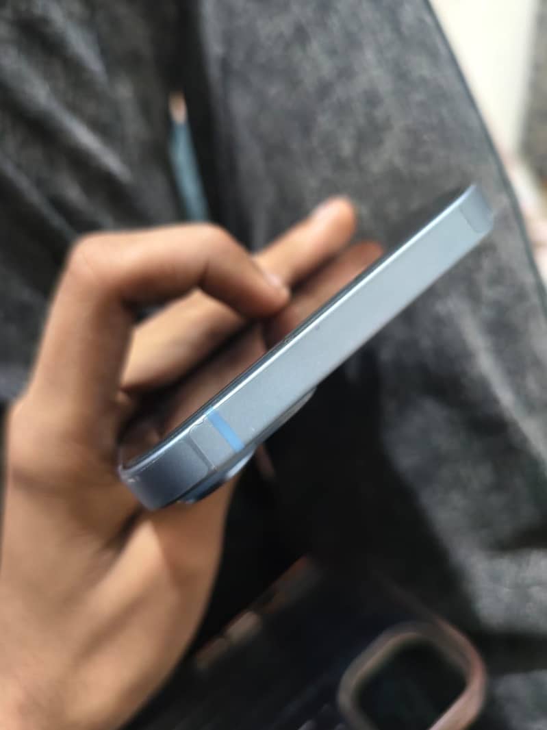 Apple iPhone 14 plus 4