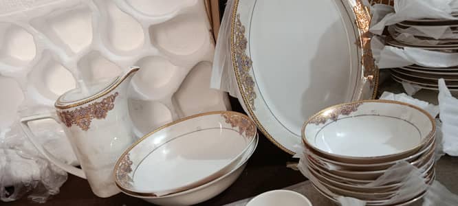 64 pc bone set