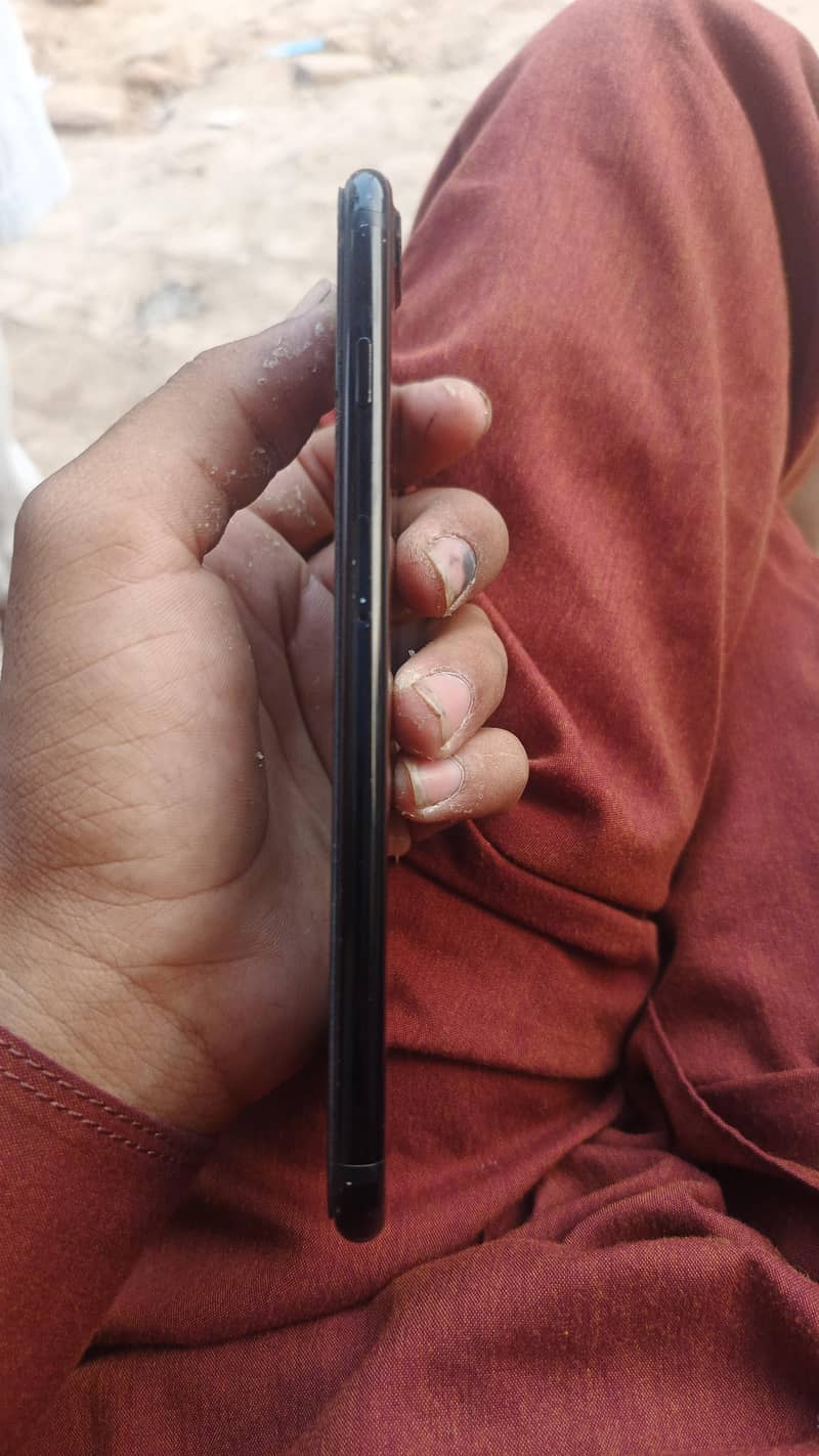 Apple iPhone 7 Plus 2