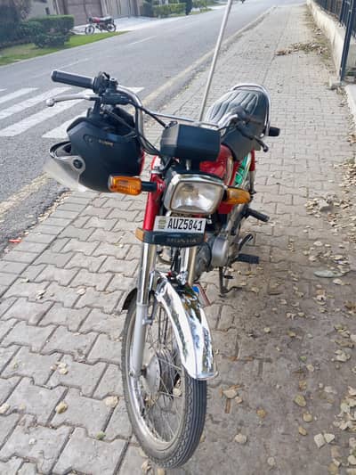 Honda CD 70 good condition available for sale