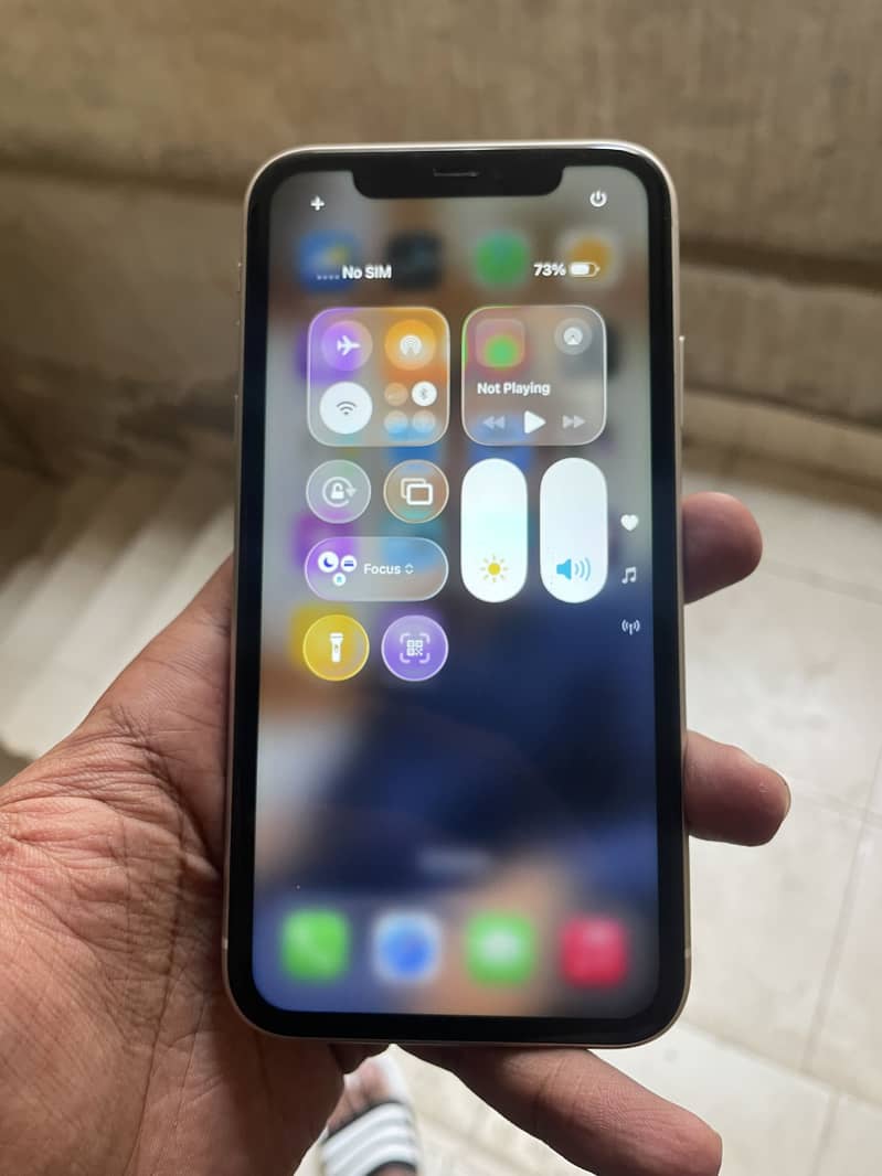 Apple iPhone 11 3