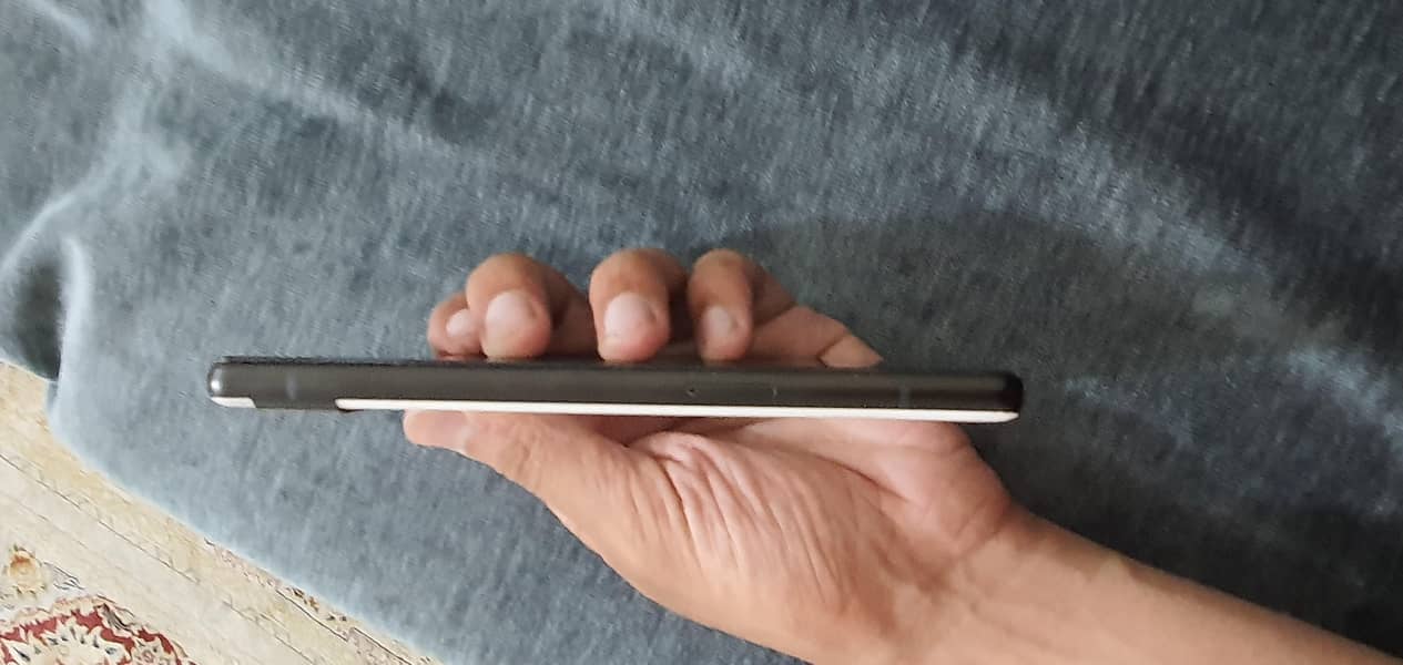 Google Pixel 6a 1