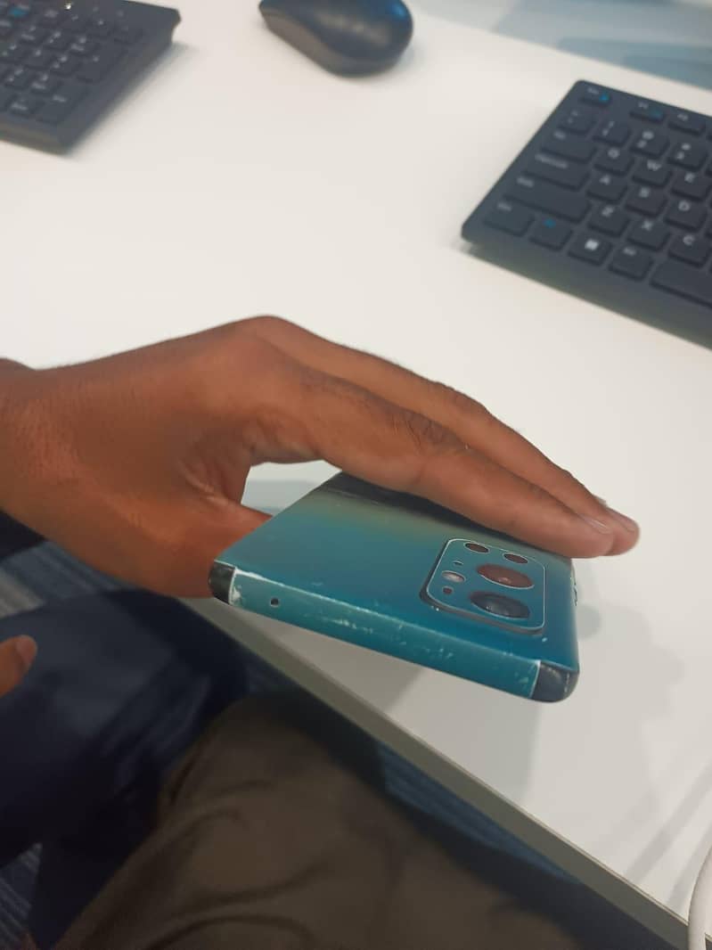 One Plus 9 Pro 6
