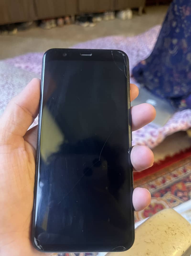 Google Pixel 4 3
