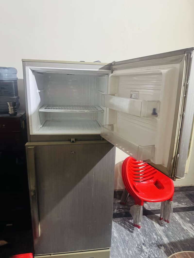 Fridge 4