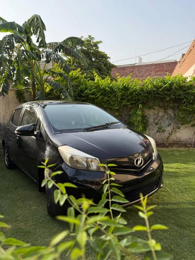 Toyota Vitz 2011 Model | 2014 Import | Family used car
