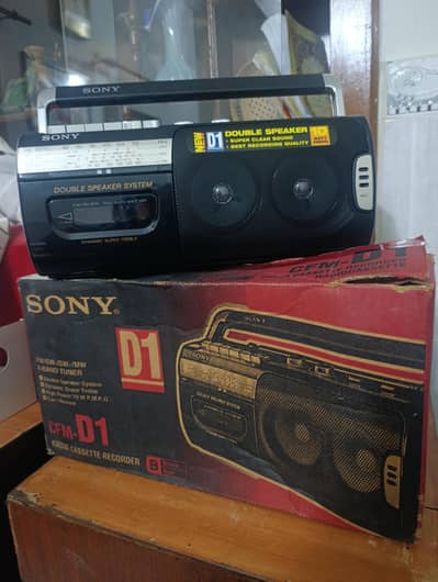 Vintage Sony CFM-D1 Radio Cassette Recorder Boombox (With Original Box