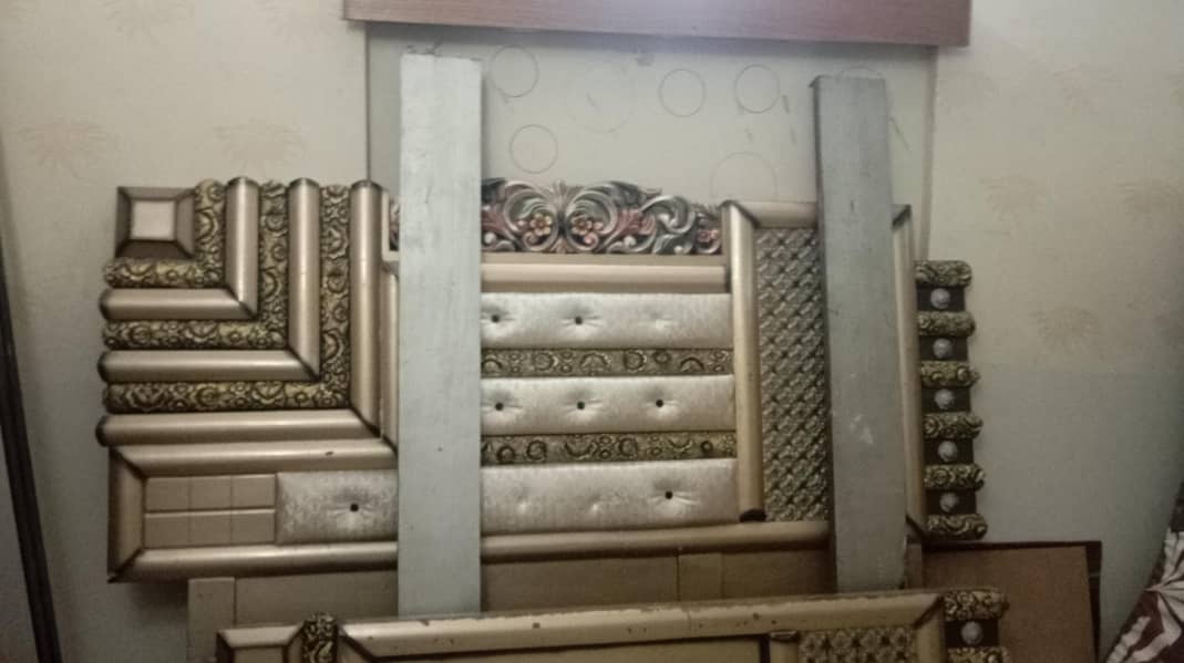 Bed set and Dressing Table 1