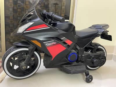 Kid's Bike (Excellent Condition)